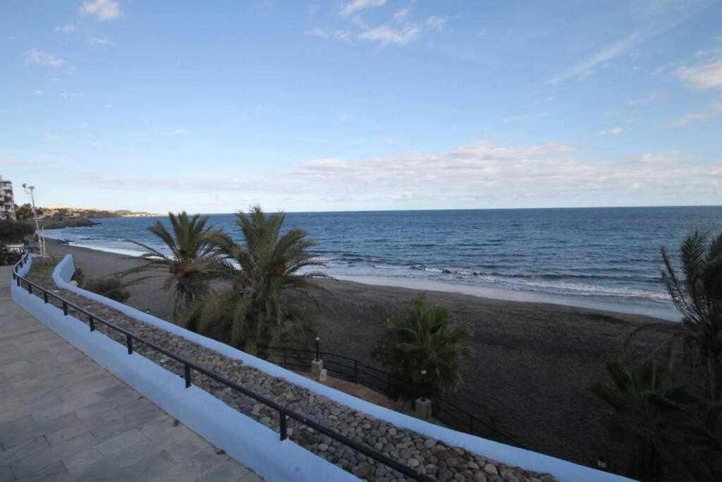 Апартаменти Bonito Apartamento Con Vista Al Mar Playa Del Aguila  Екстер'єр фото